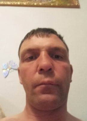 Олег, 42, Россия, Губаха