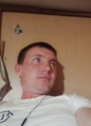 Александр Иванов, 34, Россия, Морки