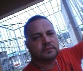 Walys, 46, Mayagueez