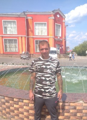 Александр, 36, Россия, Урень