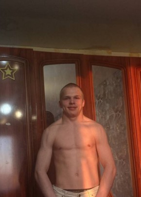 Денис, 18, Россия, Череповец