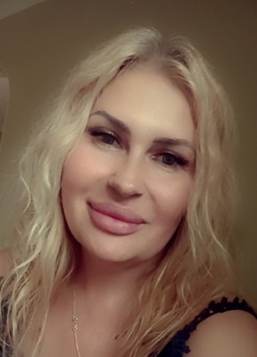 Людмила из Саратова 53 года