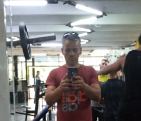 Edu, 41, Buenos Aires