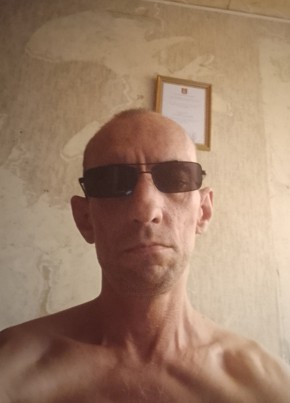 Дмитрий из Твери 49 лет
