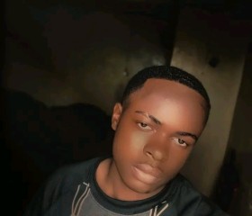 Jonathan, 30, Bukavu