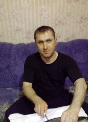 Dmitriy, 44, Russia, Gornyak