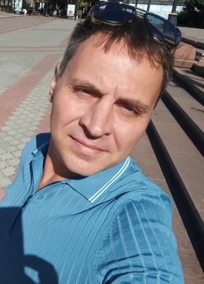 Толик Ппп из Керчи 44 года