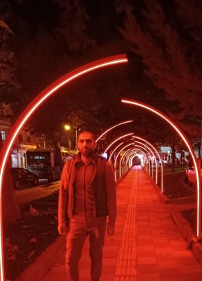 Zeki, 33, Türkiye Cumhuriyeti, Malatya