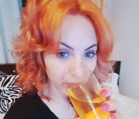 Caroline, 32, Yamoussoukro