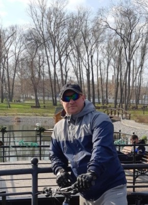 Игорь, 52, Россия, Вольск