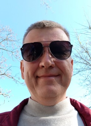 Александр из Угловое 46 лет