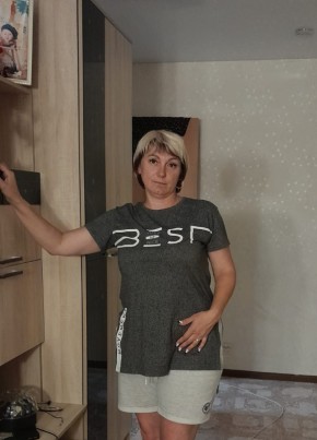Оля, 50, Россия, Сосновоборск (Красноярский край)