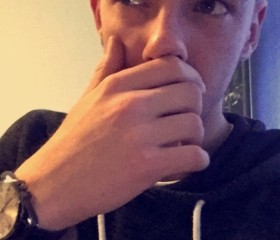 Mark Hayes, 27, Prestatyn