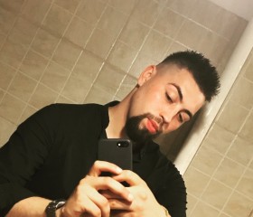 Leca Bogdan, 27, Mizil