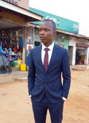 Mukwaya Joseph из Kampala 23 года