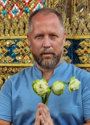 Андрей из Омска 52 года
