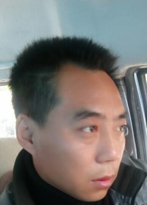 雪郎, 45, 中华人民共和国, 哈尔滨