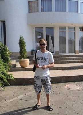 Sergey Ivanov, 52, Russia, Tula