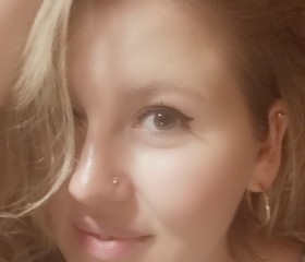 Anyuta, 37, Saint Petersburg
