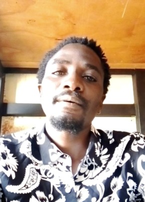 Mike, 31, Namibia, Otjiwarongo