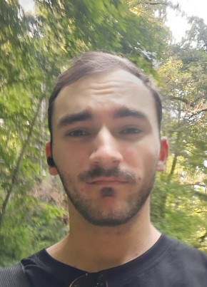 George из Freiburg im Breisgau 22 года