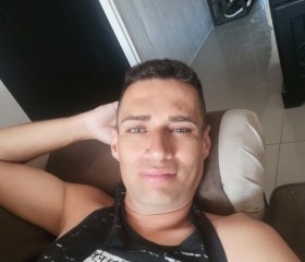 David, 41, San Francisco