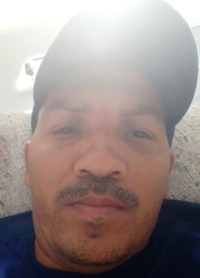 Tiago Martins do из Governador Valadares 39 лет