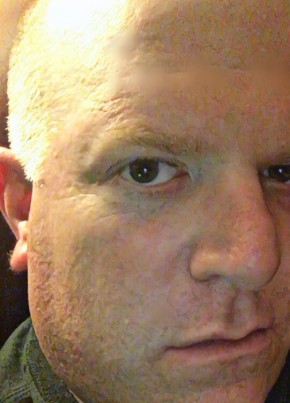 Chaditude, 50, Canada, Walnut Grove