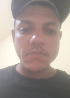 Leandro Oliveira из Camaquã 34 года