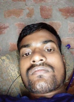 Vishal Kushwah, 25, India, Berasia