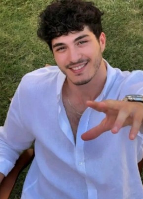 Hazaa из شناص 24 года