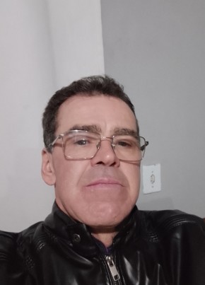 Lauri A Galindo из Lages 58 лет