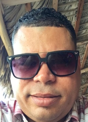 Luis, 47, Dominican Republic, Santiago de los Caballeros