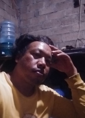 Ariawan is, 20, Indonesia, Ubud