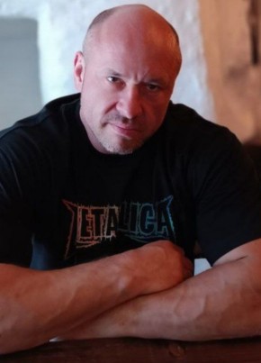 Andrey, 44, Russia, Petergof