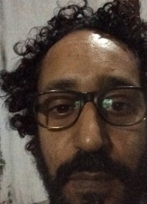 Luca, 49, India, Rishikesh