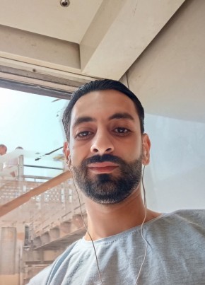 بيبو из إدفو 33 года