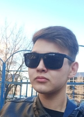 Сергей, 19, Россия, Челябинск