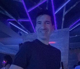 Antonios, 32, Rodos