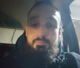 Petrws, 34, Acharnes