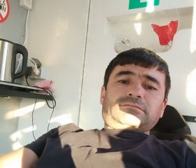 Sirojidin Davlat, 18, Yekaterinburg
