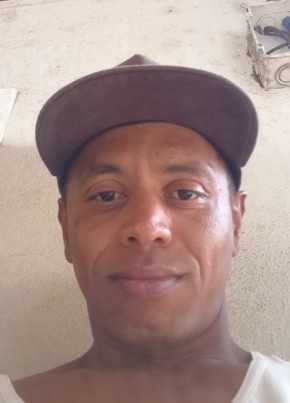 Johe из Serra 34 года