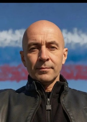 Евгений из Пашковския 48 лет