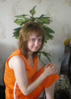 анюта, 33, Россия, Радужный (Югра)