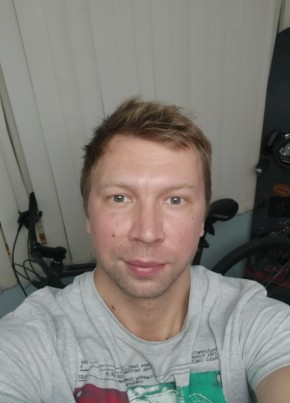 Олег, 33, Россия, Сочи