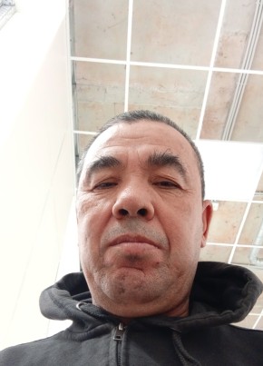 Миша из Калининграда 53 года