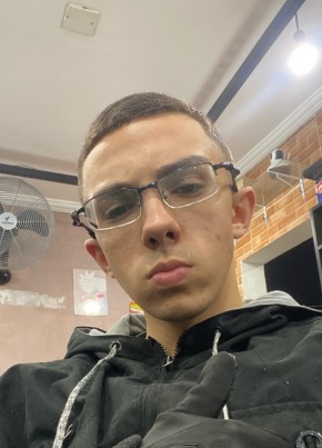 Diego из São Paulo capital 24 года