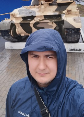 Кирилл из Сургута 32 года