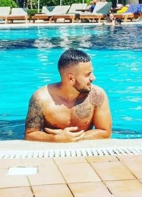 pablo, 27, Albania, Tirana