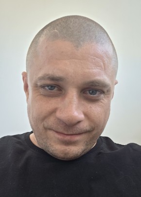 Павел из Нягани 37 лет